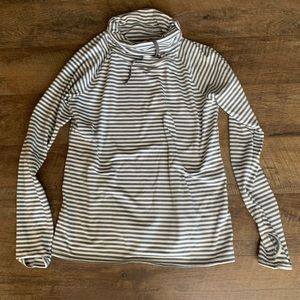 GapFit cowl neck long sleeve. Like new condition.